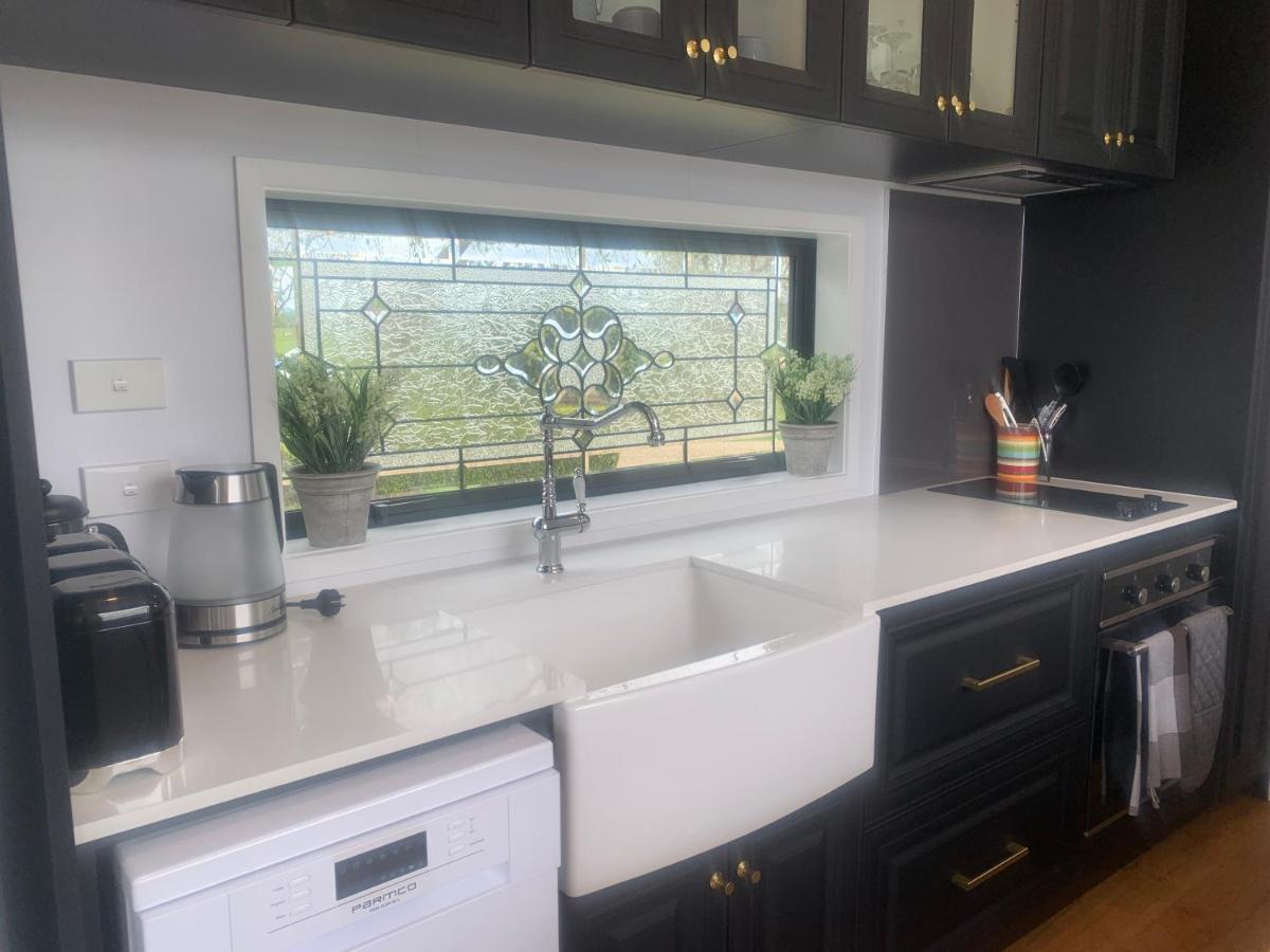 Вилла Bellevue Haven Мастертон Экстерьер фото